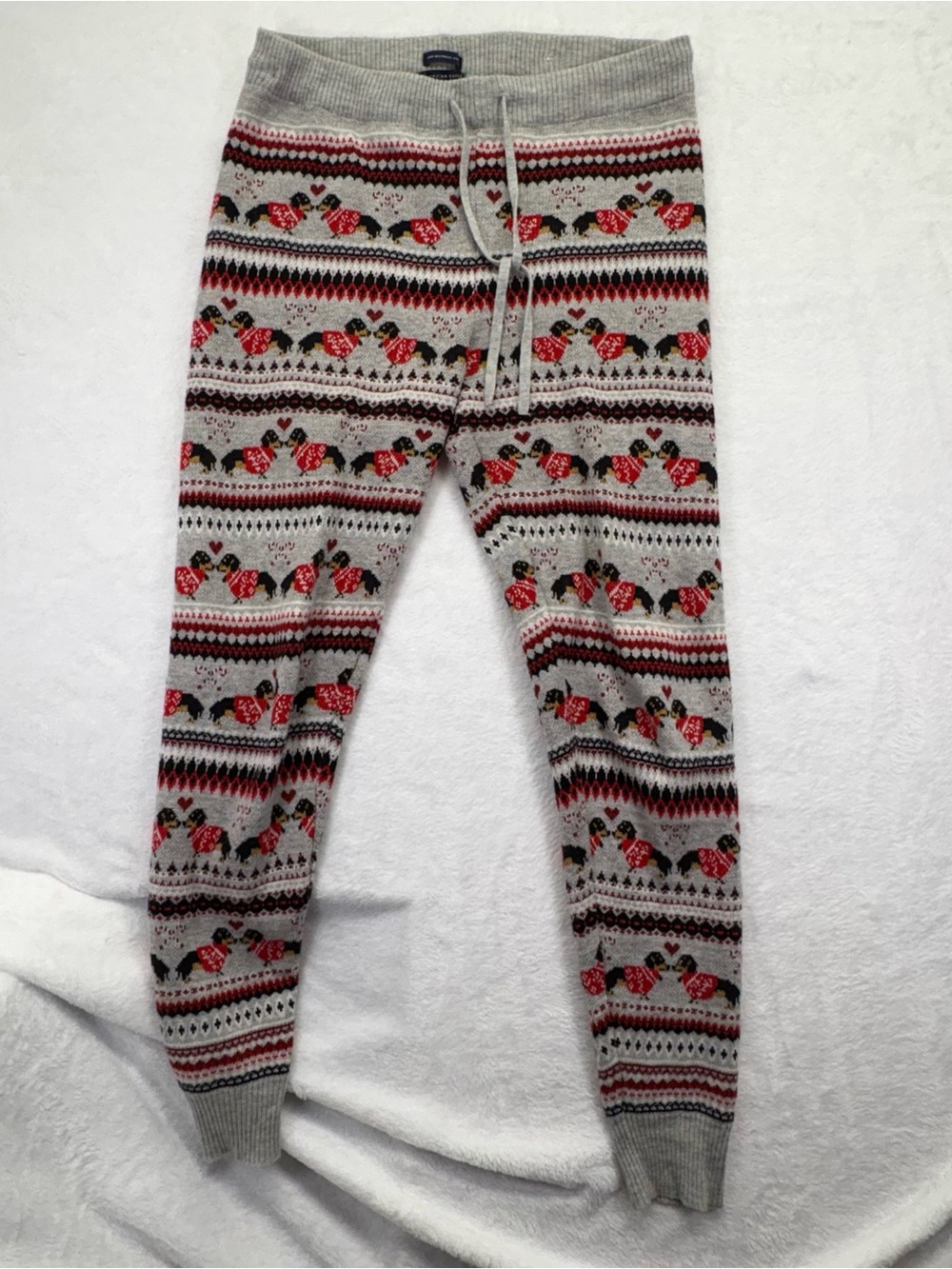 American Eagle Outfitters Gray Knit Joggers with Red and Black Heart Pattern
